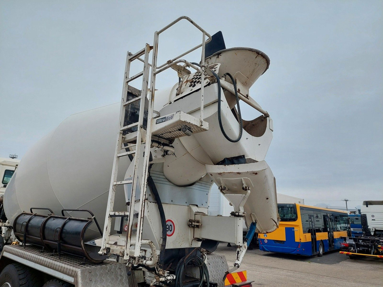 MAN TGS 32.400 8X4 BB Stetter 9 m³ в лізинг MAN TGS 32.400 8X4 BB Stetter 9 m³: фото 6