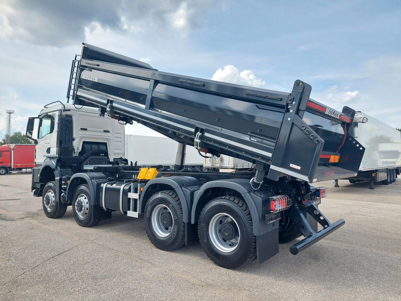 MAN TGS 41.520 8X6 BB CH - Самоскид вантажівка: фото 3 MAN TGS 41.520 8X6 BB CH - Самоскид вантажівка: фото 3