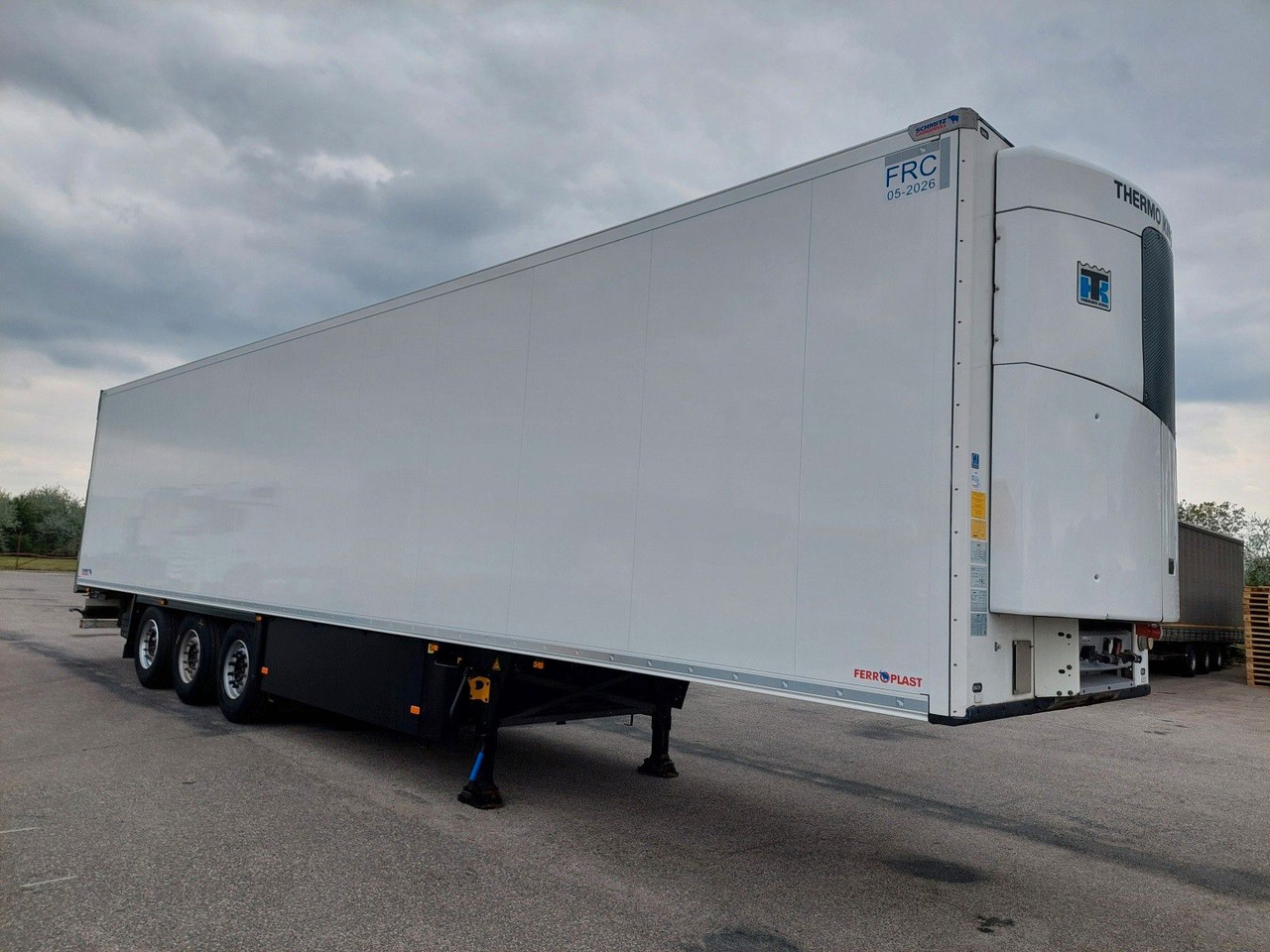 Schmitz Cargobull SKO24 ThermoKing SLXi 300 - 4676 Motorstunden - Рефрижератор напівпричіп: фото 2 Schmitz Cargobull SKO24 ThermoKing SLXi 300 - 4676 Motorstunden - Рефрижератор напівпричіп: фото 2