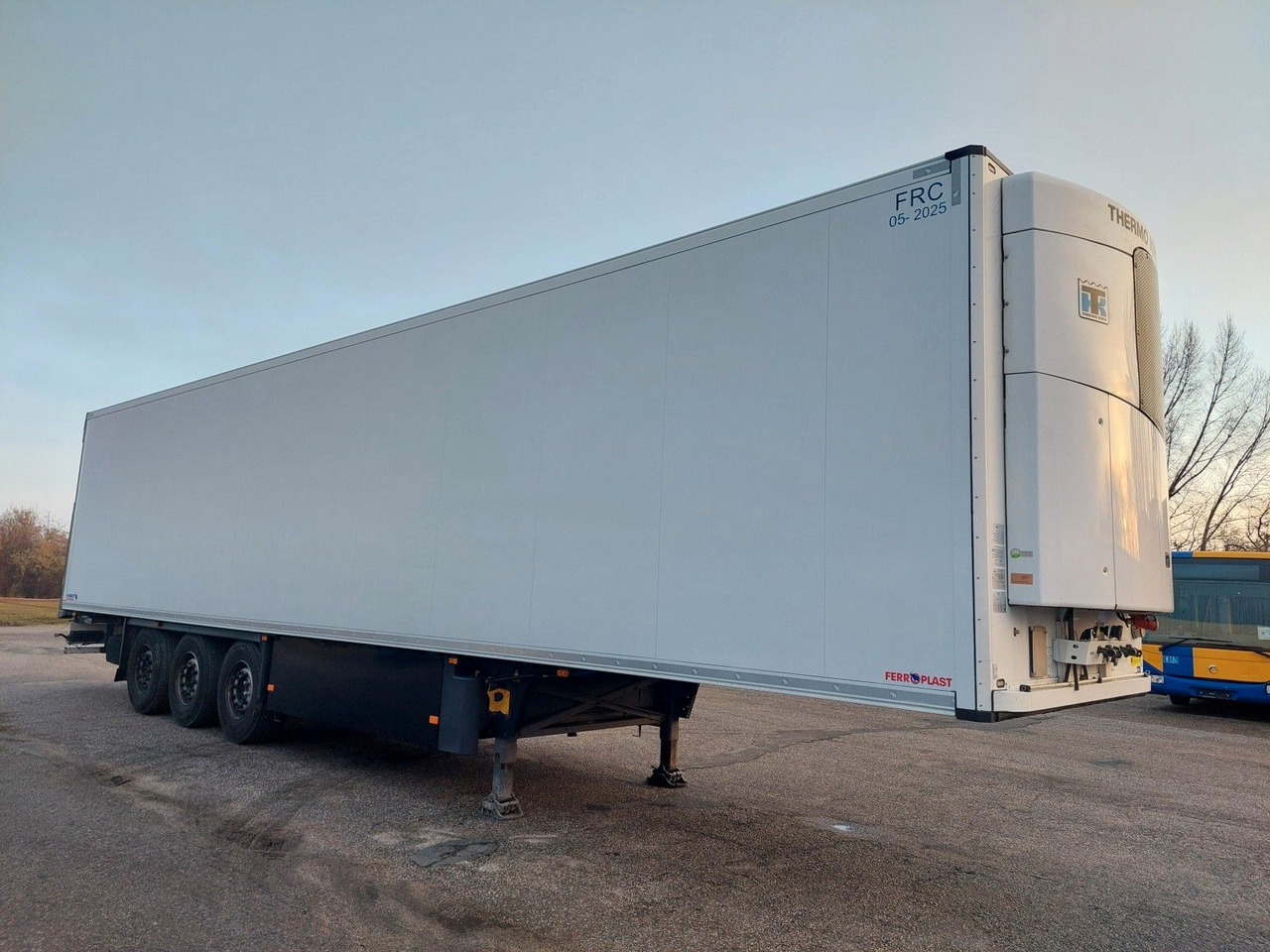 Schmitz Cargobull SKO24 ThermoKing SLXi 300 - Рефрижератор напівпричіп: фото 2 Schmitz Cargobull SKO24 ThermoKing SLXi 300 - Рефрижератор напівпричіп: фото 2