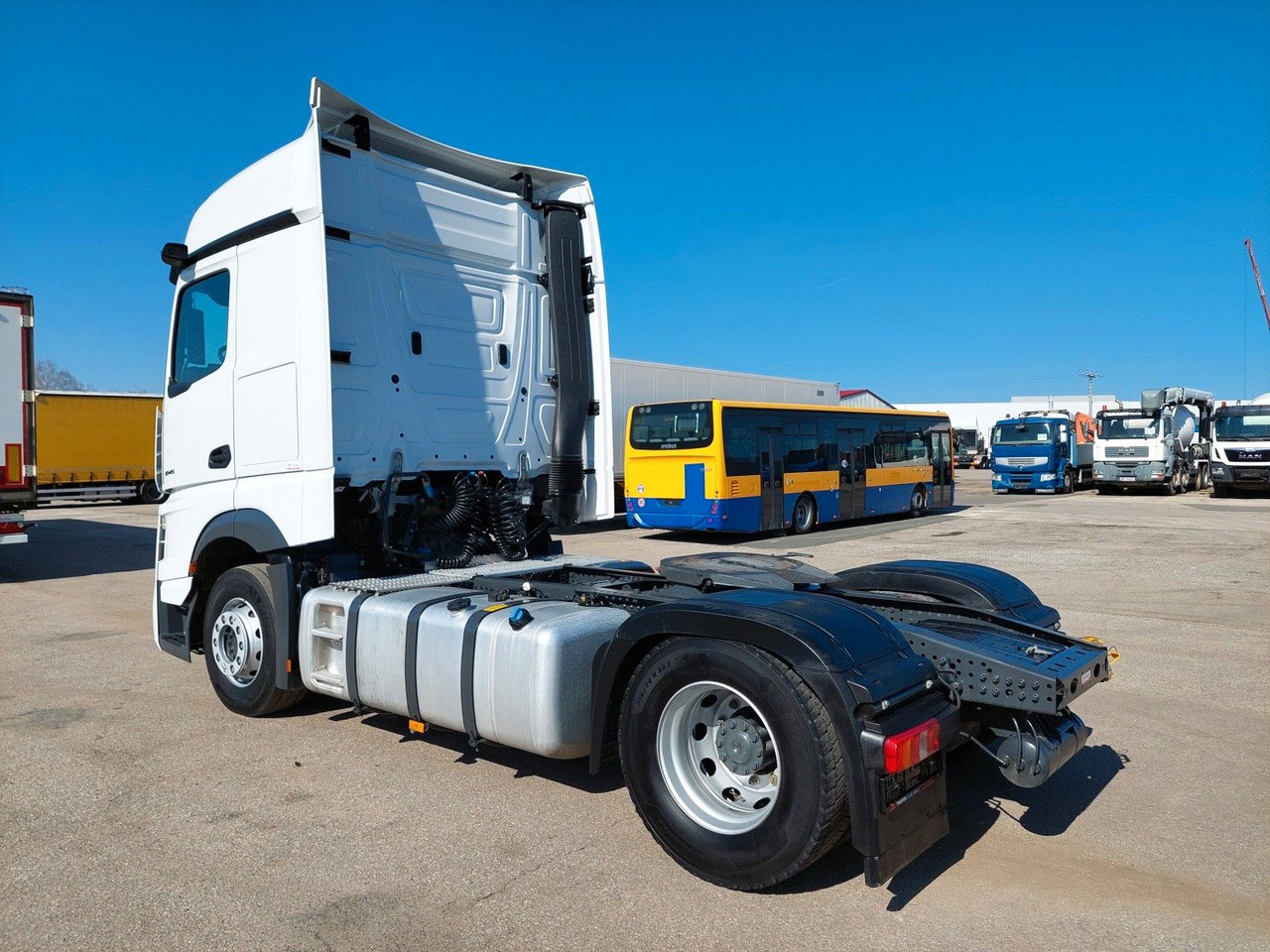 Mercedes-Benz Actros 5 1845 LS BigSpace 4x2 - Тягач: фото 3 Mercedes-Benz Actros 5 1845 LS BigSpace 4x2 - Тягач: фото 3