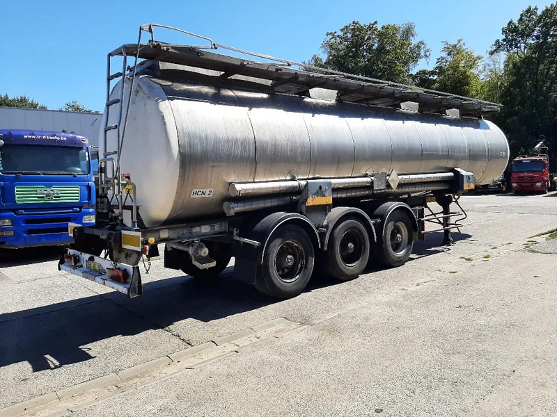 BSL 29000L INOX TANK - IDEAL FOR WATER/ENGRAIS LIQUIDE - 5 UNITS - Напівпричіп цистерна: фото 3 BSL 29000L INOX TANK - IDEAL FOR WATER/ENGRAIS LIQUIDE - 5 UNITS - Напівпричіп цистерна: фото 3