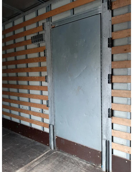 MAN TGM 15.250 2 SIDE PORTS в лізинг MAN TGM 15.250 2 SIDE PORTS: фото 11 MAN TGM 15.250 2 SIDE PORTS в лізинг MAN TGM 15.250 2 SIDE PORTS: фото 11