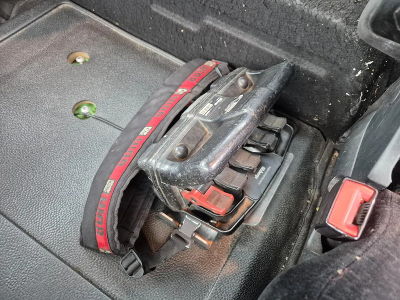 Бортова вантажівка/ Платформа, Вантажівка з маніпулятором Mercedes-Benz Arocs 3240 8X4 - HIAB 166E-5 HIPRO WITH REMOTE CONTROL - ROTATOR: фото 13