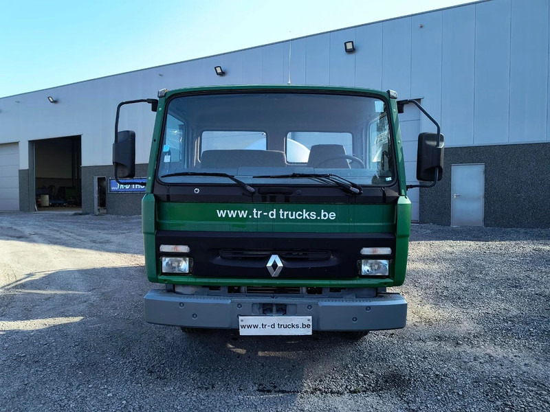 Renault Midliner S135 - ONLY 54 400KM - SMALL TANK 3680L INSULATED INOX - Вантажівка цистерна: фото 2 Renault Midliner S135 - ONLY 54 400KM - SMALL TANK 3680L INSULATED INOX - Вантажівка цистерна: фото 2