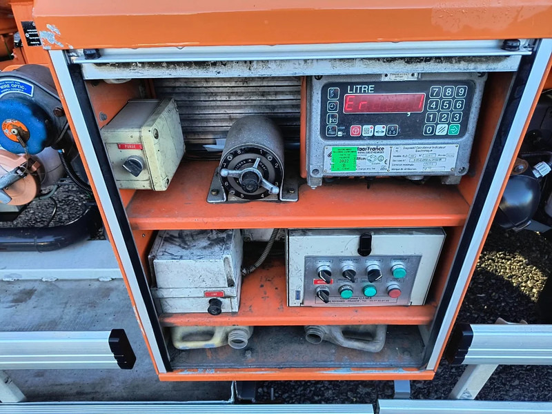 Renault Midlum 300 DXI 13500L CARBURANT / FUEL - 4 COMP в лізинг Renault Midlum 300 DXI 13500L CARBURANT / FUEL - 4 COMP: фото 14 Renault Midlum 300 DXI 13500L CARBURANT / FUEL - 4 COMP в лізинг Renault Midlum 300 DXI 13500L CARBURANT / FUEL - 4 COMP: фото 14