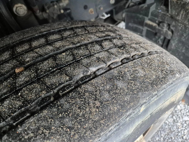 Вантажівка цистерна Для транспортування палива Renault Premium 280 13500L FUEL/CARBURANT - 4 COMP: фото 19 Вантажівка цистерна Для транспортування палива Renault Premium 280 13500L FUEL/CARBURANT - 4 COMP: фото 19