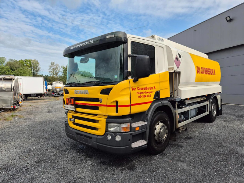 Scania P270 FUEL / CARBURANT 14000L - 4 COMP - Вантажівка цистерна: фото 1 Scania P270 FUEL / CARBURANT 14000L - 4 COMP - Вантажівка цистерна: фото 1
