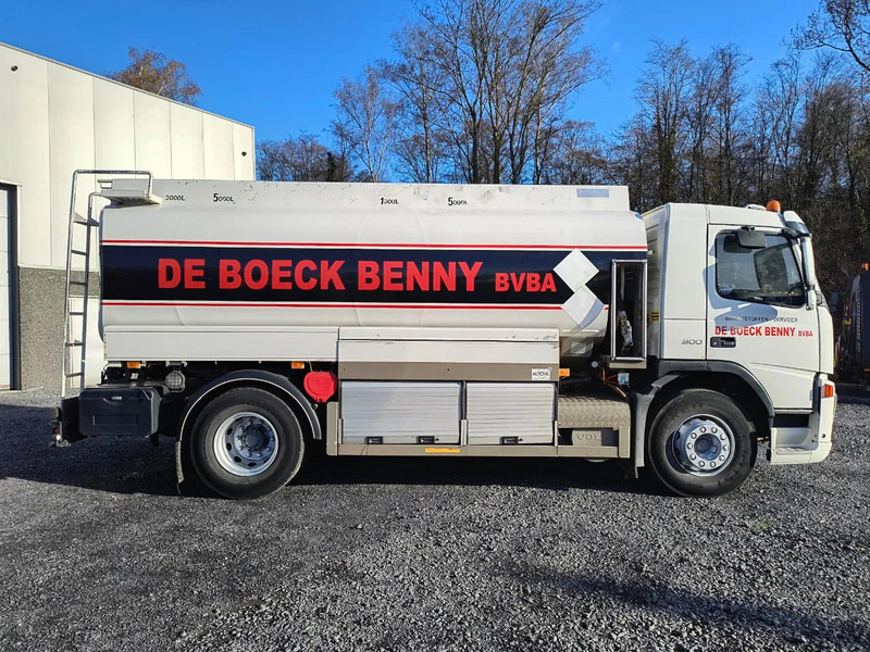 Volvo FM 300 14000L FUEL/CARBURANT - 4 COMP - Вантажівка цистерна: фото 4 Volvo FM 300 14000L FUEL/CARBURANT - 4 COMP - Вантажівка цистерна: фото 4