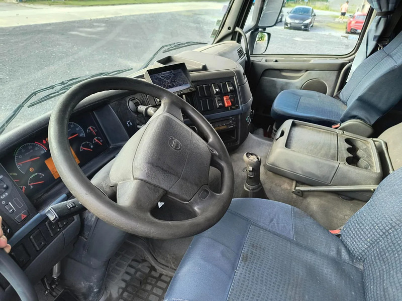 Interior photo 1: Volvo FM 440 13000L FUEL / CARBURANT - 4 COMP в лізинг Volvo FM 440 13000L FUEL / CARBURANT - 4 COMP Interior photo 1: Volvo FM 440 13000L FUEL / CARBURANT - 4 COMP в лізинг Volvo FM 440 13000L FUEL / CARBURANT - 4 COMP