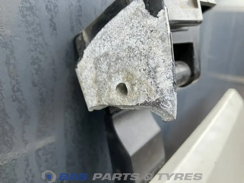 DAF CF Euro 6 Grille DAF 2148027 - Решітка радіатора в категорії Вантажівки: фото 3 DAF CF Euro 6 Grille DAF 2148027 - Решітка радіатора в категорії Вантажівки: фото 3