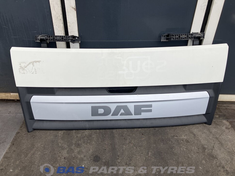 DAF CF Euro 6 - Решітка радіатора в категорії Вантажівки: фото 1 DAF CF Euro 6 - Решітка радіатора в категорії Вантажівки: фото 1