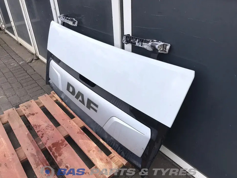 DAF CF Euro 6 - Решітка радіатора в категорії Вантажівки: фото 2 DAF CF Euro 6 - Решітка радіатора в категорії Вантажівки: фото 2