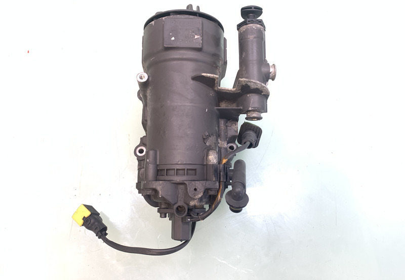 DAF  - Паливний фільтр в категорії Вантажівки: фото 1 DAF  - Паливний фільтр в категорії Вантажівки: фото 1