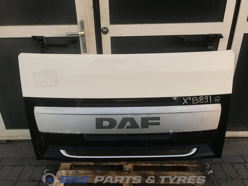DAF XF106 Grille DAF 1892076 - Решітка радіатора в категорії Вантажівки: фото 1 DAF XF106 Grille DAF 1892076 - Решітка радіатора в категорії Вантажівки: фото 1