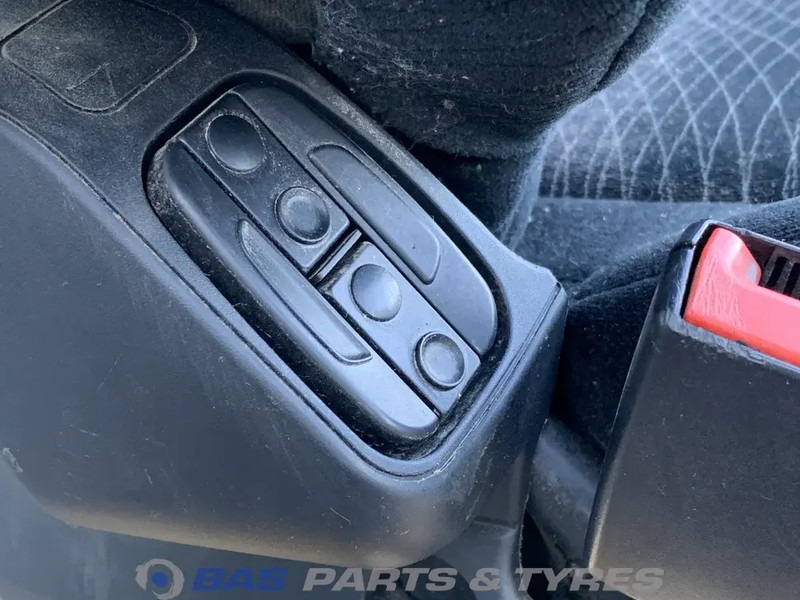 Mercedes-Benz Actros MP4 - Сидіння в категорії Вантажівки: фото 5 Mercedes-Benz Actros MP4 - Сидіння в категорії Вантажівки: фото 5