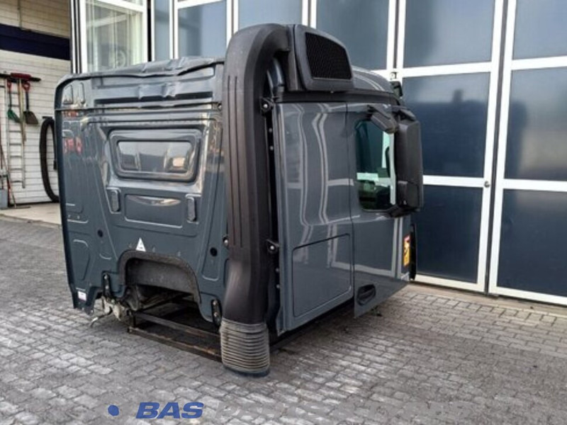 Mercedes-Benz Actros MP4 - Кабіна й інтер'єр в категорії Вантажівки: фото 3 Mercedes-Benz Actros MP4 - Кабіна й інтер'єр в категорії Вантажівки: фото 3
