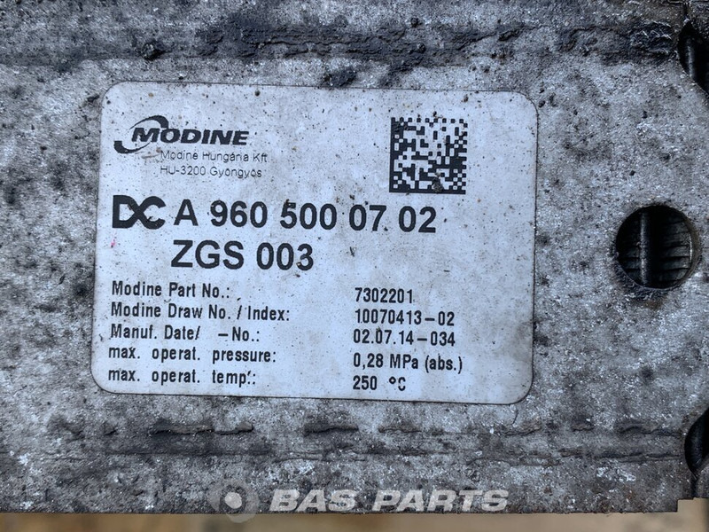 Mercedes-Benz Antos MP4 Intercooler Mercedes A 960 500 07 02 - Інтеркулер в категорії Вантажівки: фото 4 Mercedes-Benz Antos MP4 Intercooler Mercedes A 960 500 07 02 - Інтеркулер в категорії Вантажівки: фото 4