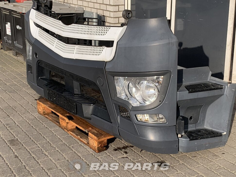 Mercedes-Benz Antos MP4 - Бампер в категорії Вантажівки: фото 3 Mercedes-Benz Antos MP4 - Бампер в категорії Вантажівки: фото 3