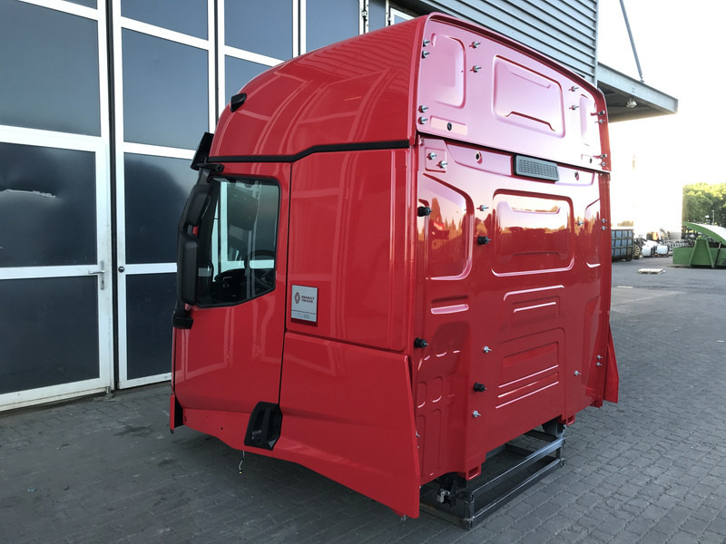 Renault T-Serie Evolution - Кабіна й інтер'єр в категорії Вантажівки: фото 3 Renault T-Serie Evolution - Кабіна й інтер'єр в категорії Вантажівки: фото 3