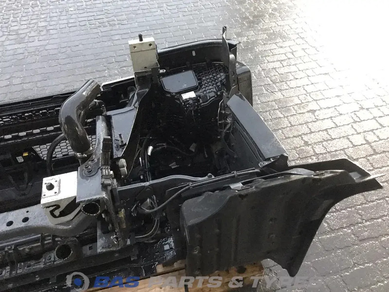 Scania G-Serie NextGen Bumper Scania 3082333 - Бампер в категорії Вантажівки: фото 4 Scania G-Serie NextGen Bumper Scania 3082333 - Бампер в категорії Вантажівки: фото 4