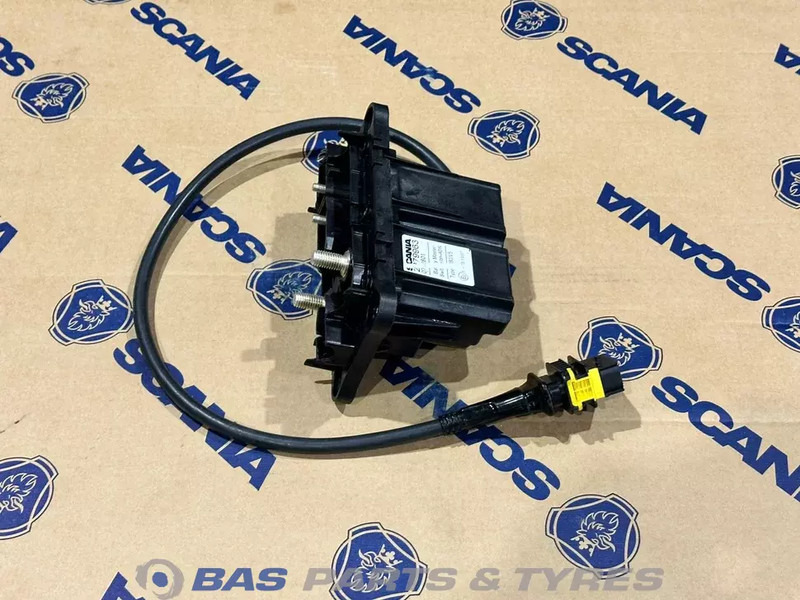 Scania HoofdSchakelaar Scania 2742010 - Кабелі/ Дроти в категорії Вантажівки: фото 2 Scania HoofdSchakelaar Scania 2742010 - Кабелі/ Дроти в категорії Вантажівки: фото 2