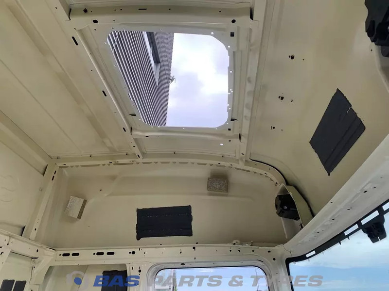 Scania R-Serie NextGen Scania CR-20 Highline L3H2 2047000 - Кабіна й інтер'єр в категорії Вантажівки: фото 5 Scania R-Serie NextGen Scania CR-20 Highline L3H2 2047000 - Кабіна й інтер'єр в категорії Вантажівки: фото 5