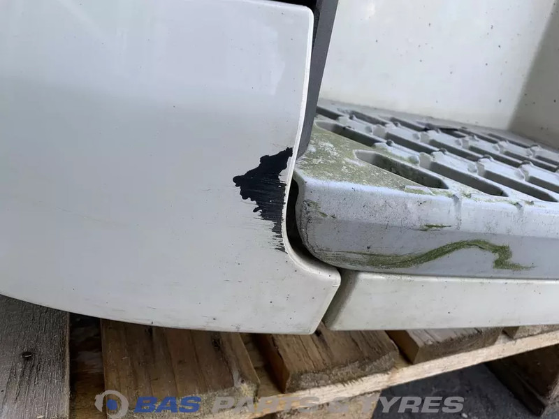 Бампер в категорії Вантажівки Volvo FH4 Bumper Volvo 78670305: фото 7 Бампер в категорії Вантажівки Volvo FH4 Bumper Volvo 78670305: фото 7