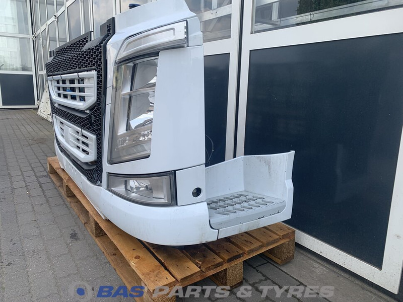 Volvo FH4 - Бампер в категорії Вантажівки: фото 2 Volvo FH4 - Бампер в категорії Вантажівки: фото 2