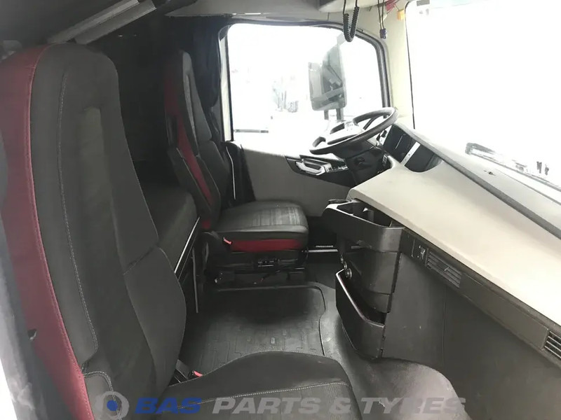 Volvo FH4 Volvo Globetrotter L2H2 82219166 - Кабіна й інтер'єр в категорії Вантажівки: фото 5 Volvo FH4 Volvo Globetrotter L2H2 82219166 - Кабіна й інтер'єр в категорії Вантажівки: фото 5
