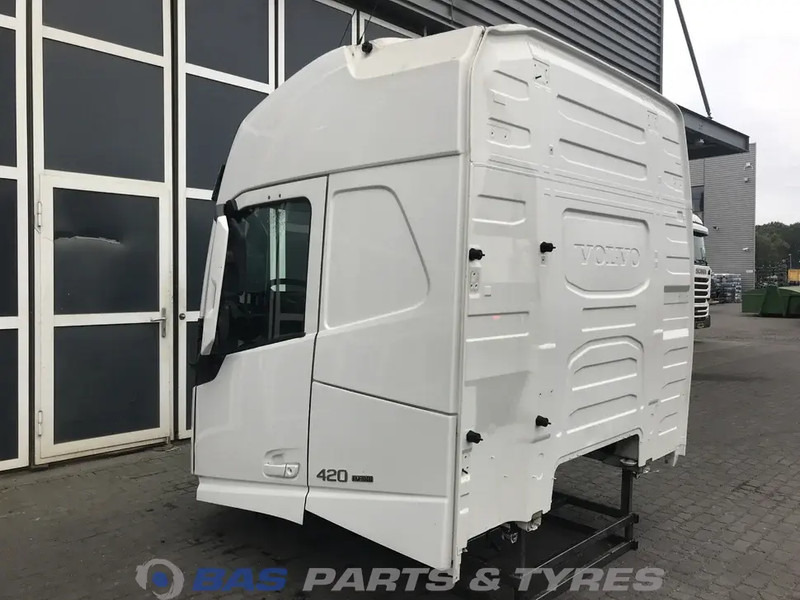 Volvo FH4 Volvo Globetrotter L2H2 82219166 - Кабіна й інтер'єр в категорії Вантажівки: фото 3 Volvo FH4 Volvo Globetrotter L2H2 82219166 - Кабіна й інтер'єр в категорії Вантажівки: фото 3