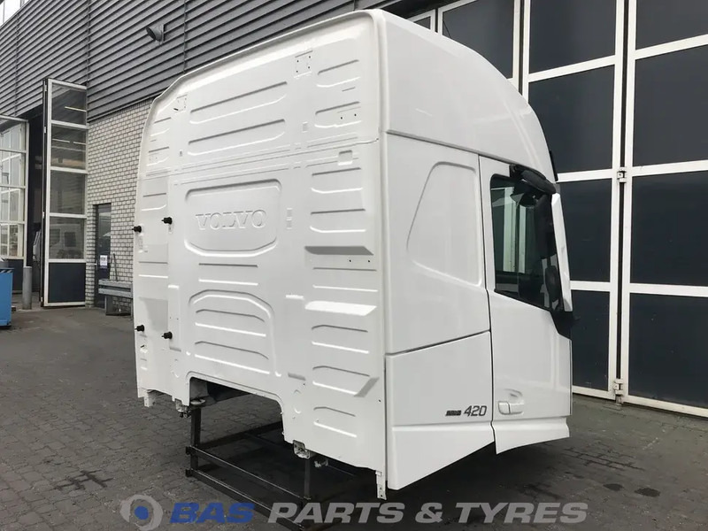 Volvo FH4 Volvo Globetrotter L2H2 82219166 - Кабіна й інтер'єр в категорії Вантажівки: фото 4 Volvo FH4 Volvo Globetrotter L2H2 82219166 - Кабіна й інтер'єр в категорії Вантажівки: фото 4