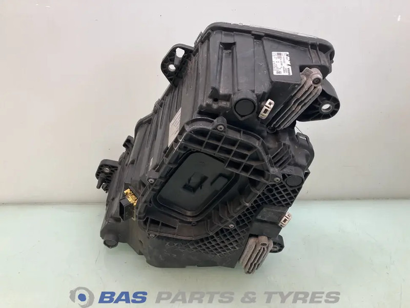 Volvo FH4B Koplamp Rechts 23752671 - Передня фара в категорії Вантажівки: фото 3 Volvo FH4B Koplamp Rechts 23752671 - Передня фара в категорії Вантажівки: фото 3