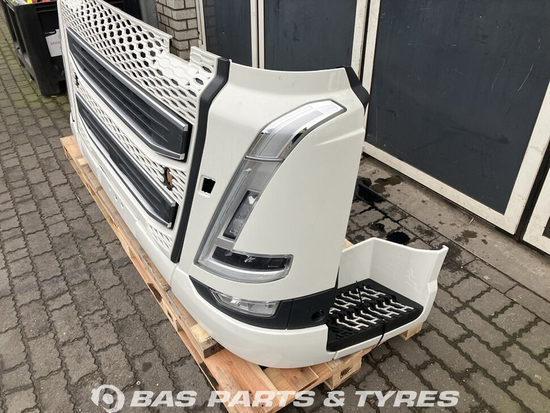 Volvo FH4B - Бампер в категорії Вантажівки: фото 2 Volvo FH4B - Бампер в категорії Вантажівки: фото 2