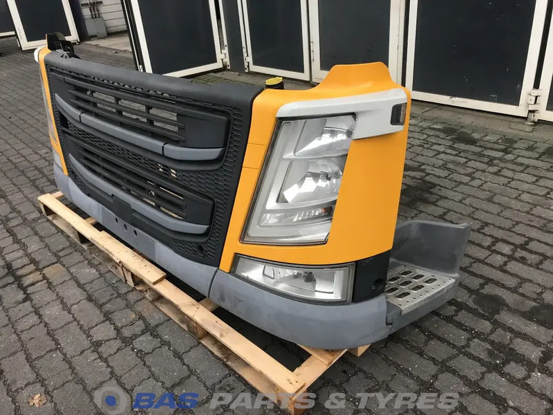 Volvo FM4 Bumper Volvo 21963534 - Бампер в категорії Вантажівки: фото 2 Volvo FM4 Bumper Volvo 21963534 - Бампер в категорії Вантажівки: фото 2