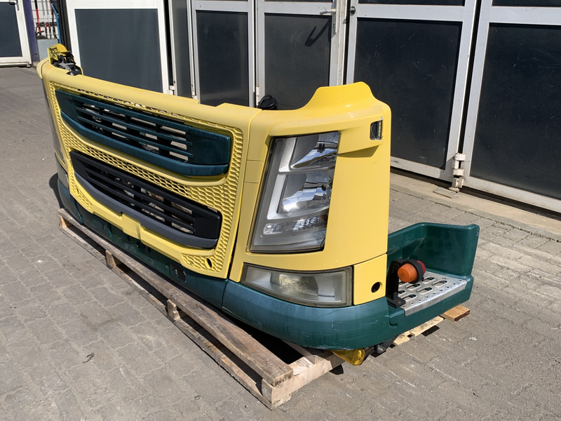 Volvo FM4 - Бампер в категорії Вантажівки: фото 2 Volvo FM4 - Бампер в категорії Вантажівки: фото 2