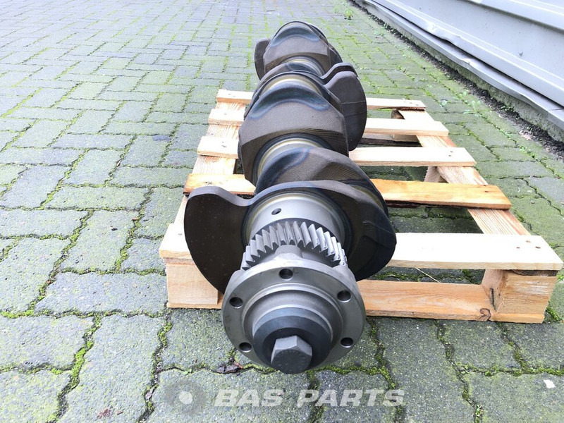 Volvo Krukas Volvo 1547468 - Колінчастий вал в категорії Вантажівки: фото 2 Volvo Krukas Volvo 1547468 - Колінчастий вал в категорії Вантажівки: фото 2