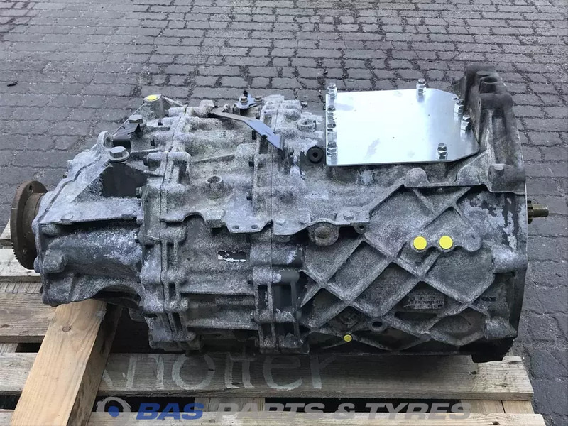 ZF XF106 - Коробка передач в категорії Вантажівки: фото 3 ZF XF106 - Коробка передач в категорії Вантажівки: фото 3