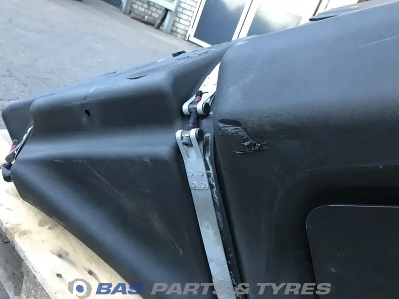 Запчастини в категорії Вантажівки DAF XG DAF AdBlue tank 2297062: фото 6