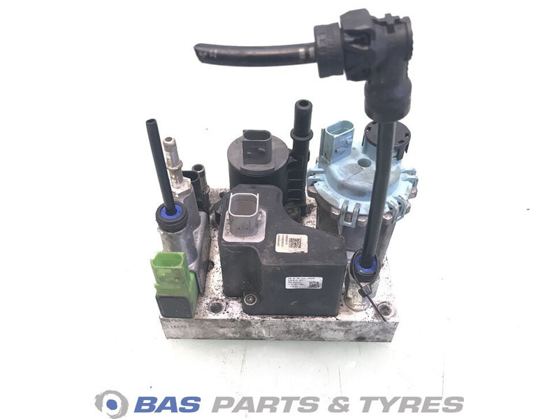 Renault AdBlue pomp Renault 7421679299 - Запчастини в категорії Вантажівки: фото 3 Renault AdBlue pomp Renault 7421679299 - Запчастини в категорії Вантажівки: фото 3