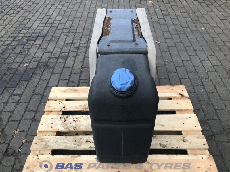 Volvo Volvo AdBlue tank 21219301 - Запчастини в категорії Вантажівки: фото 1 Volvo Volvo AdBlue tank 21219301 - Запчастини в категорії Вантажівки: фото 1