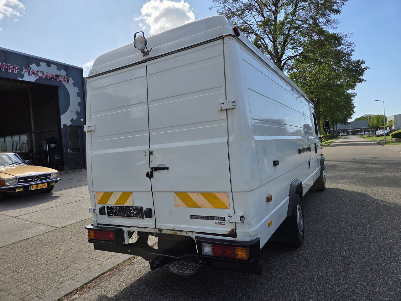 Mercedes-Benz 711D Vario Ecovan (1986) gesloten bestelwagen - Суцільнометалевий фургон: фото 4 Mercedes-Benz 711D Vario Ecovan (1986) gesloten bestelwagen - Суцільнометалевий фургон: фото 4
