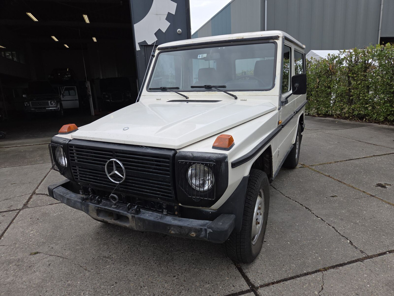 Mercedes-Benz G-klasse 230GE 1985 SUV - Позашляховик: фото 2 Mercedes-Benz G-klasse 230GE 1985 SUV - Позашляховик: фото 2