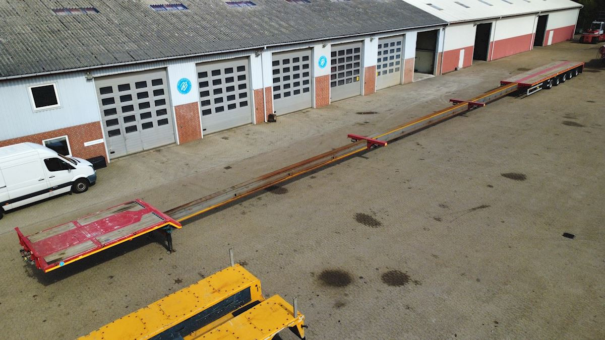 Faymonville SPZ-5AAAX - Низькорамна платформа напівпричіп: фото 1 Faymonville SPZ-5AAAX - Низькорамна платформа напівпричіп: фото 1