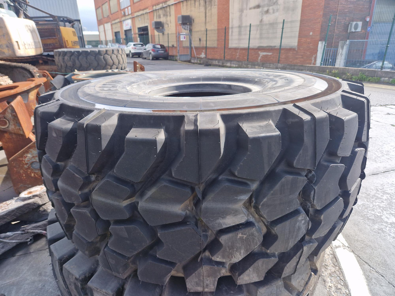 MICHELIN 29,5R25 SIN USAR - Колесо в категорії Будівельна техніка: фото 1 MICHELIN 29,5R25 SIN USAR - Колесо в категорії Будівельна техніка: фото 1