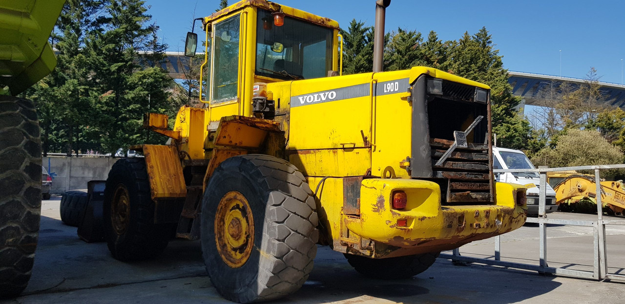 VOLVO L90D S/N 33264 - Колісний навантажувач: фото 2 VOLVO L90D S/N 33264 - Колісний навантажувач: фото 2