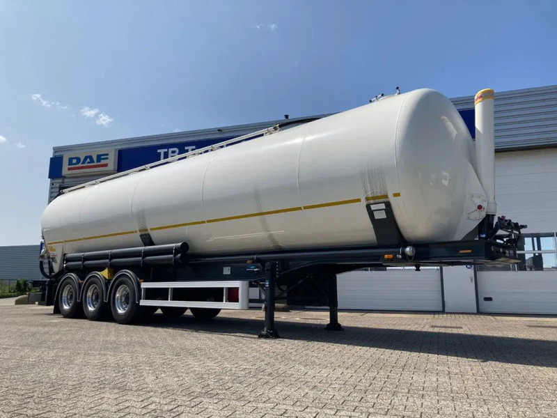 Kässbohrer SSK 50 / 5 - 10 / 24 - 50m3 kiep silo met 1x liftas en Alcoa Dura Bright velgen - Напівпричіп цистерна: фото 4 Kässbohrer SSK 50 / 5 - 10 / 24 - 50m3 kiep silo met 1x liftas en Alcoa Dura Bright velgen - Напівпричіп цистерна: фото 4