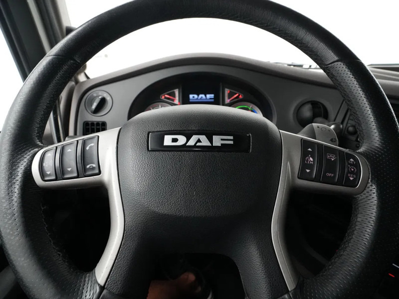 Тягач DAF XF 530 FT, Super Space Cab, Intarder, Rema, BullBar, 2x Tanks, New APK, New Tacho: фото 20