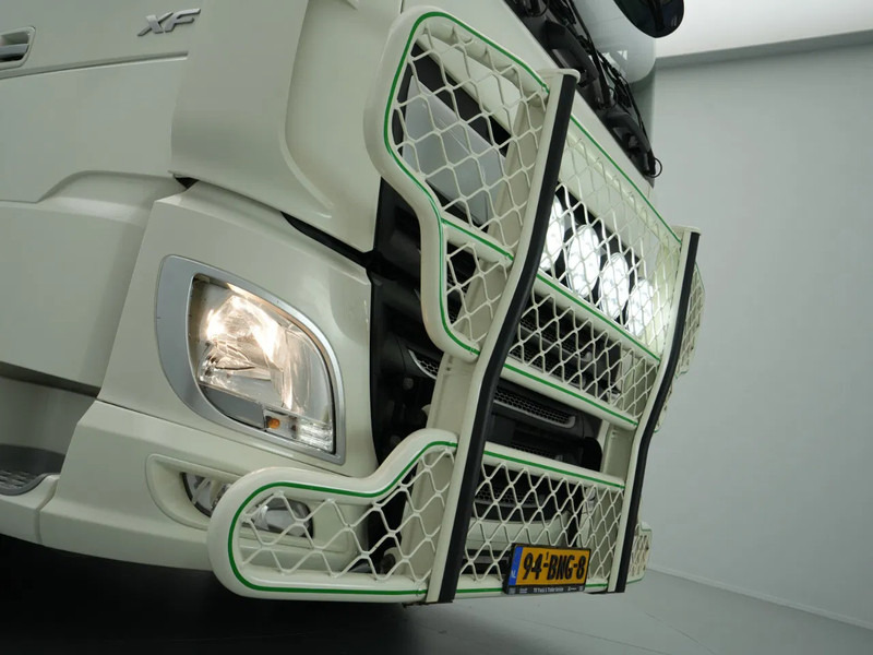 Тягач DAF XF 530 FT, Super Space Cab, Intarder, Rema, BullBar, 2x Tanks, New APK, New Tacho: фото 9