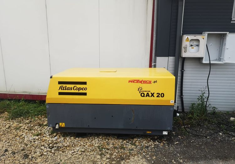 Agregat prądotwórczy Atlas Copco QAX 20 2005 Agregat (Genrtator) prądotwórczy Atlas Copco - Електричний генератор: фото 1 Agregat prądotwórczy Atlas Copco QAX 20 2005 Agregat (Genrtator) prądotwórczy Atlas Copco - Електричний генератор: фото 1